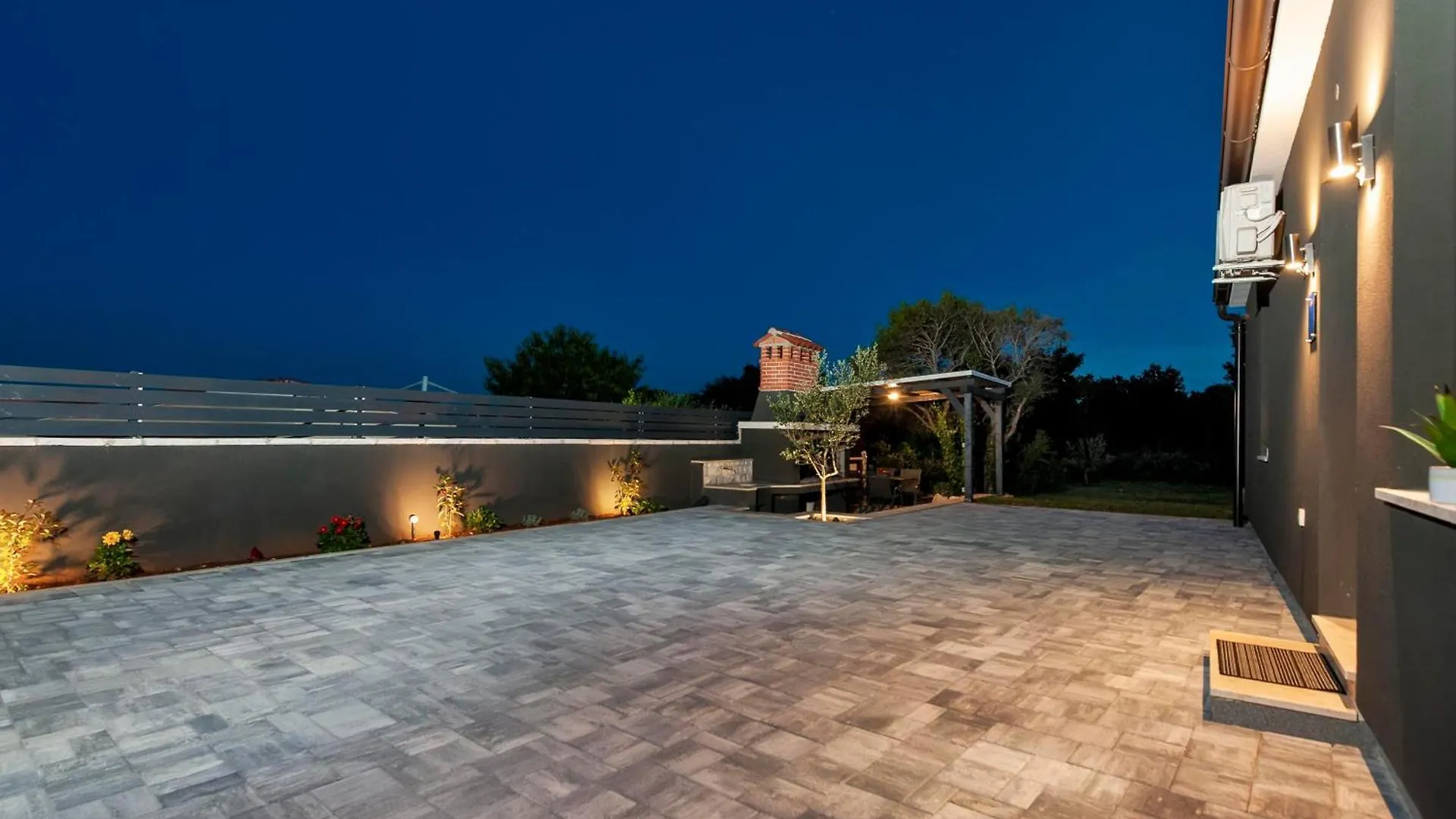 רוביני Holiday House Sandi בית נופש