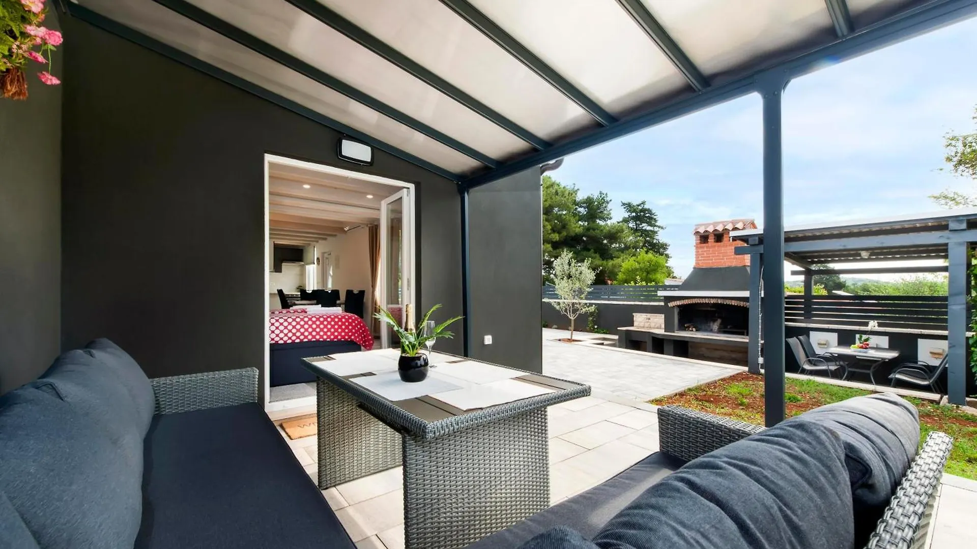 בית נופש רוביני Holiday House Sandi